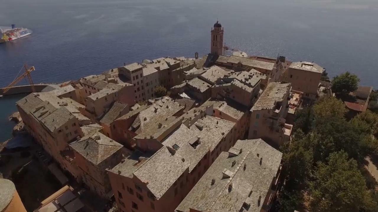 La Casa Di Sbiri Au Coeur De La Citadelle Lägenhet Bastia  Exteriör bild