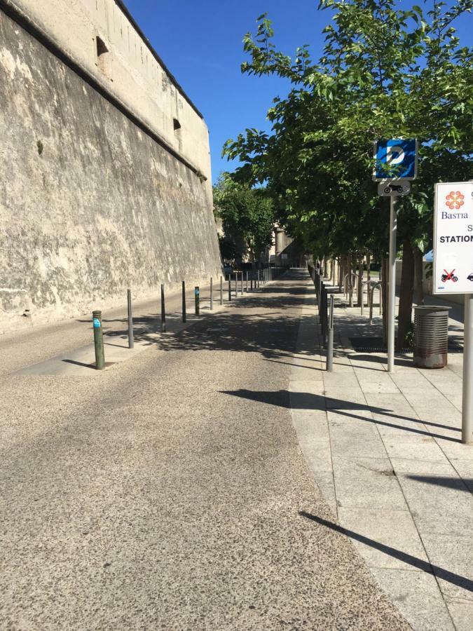 La Casa Di Sbiri Au Coeur De La Citadelle Lägenhet Bastia  Exteriör bild